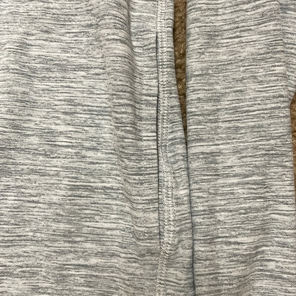 Old Navy women dri fit hoodie. Small - Picture 4 of 5